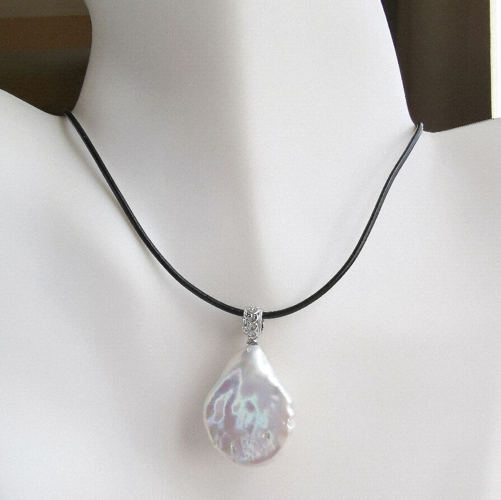 Baroque South Sea pearl pendant necklace in Sterling Silver XL